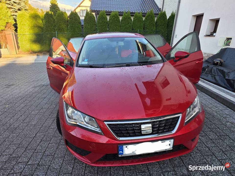 Seat Leon Bezwypadkowy 2017 Zadbany 132 Benzyna małopolskie Skawina sprzedam
