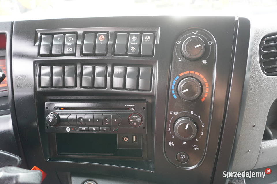 RENAULT D16 Tow truck 77 m 170 tho 239487 Kraków