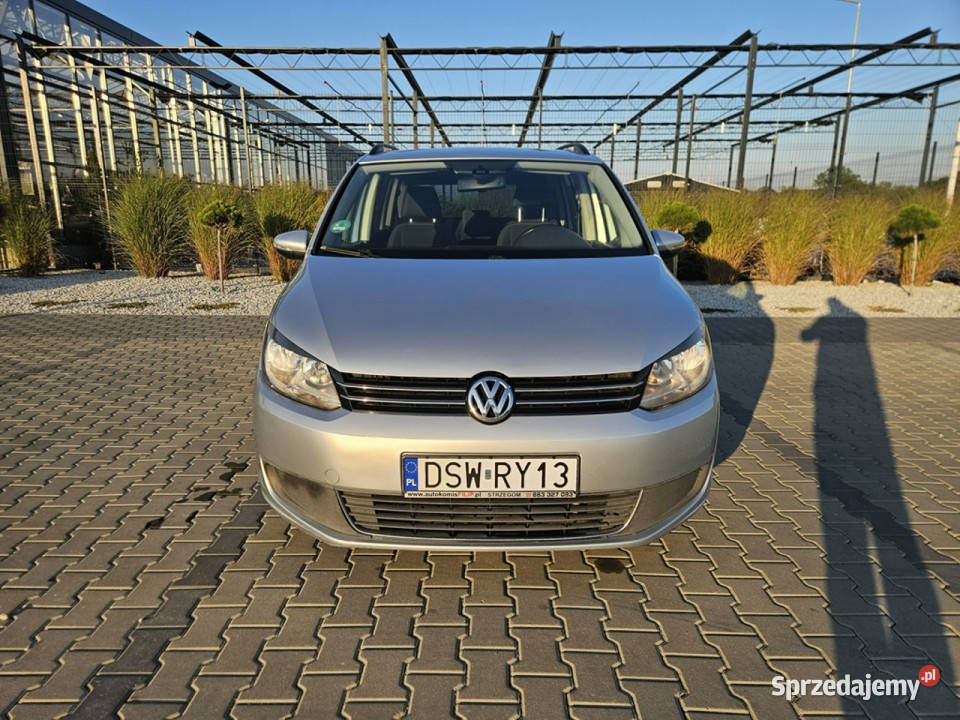 Volkswagen Touran 14 140 Klimatronik 7 osobowy lakier metallic Strzegom sprzedam