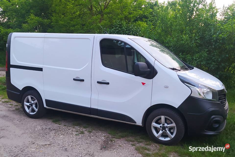 Renault Trafic 2018 mały przebieg Czeladź