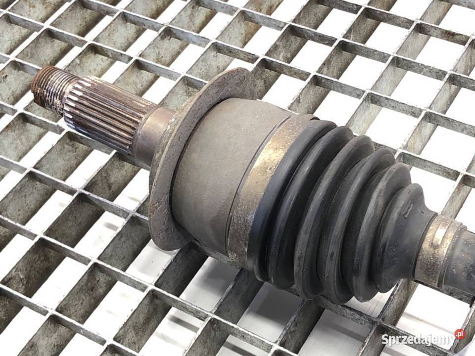 PÓŁOŚ LEWY PRZÓD SUZUKI SWIFT III 16 125 PRZEGUB osobowe