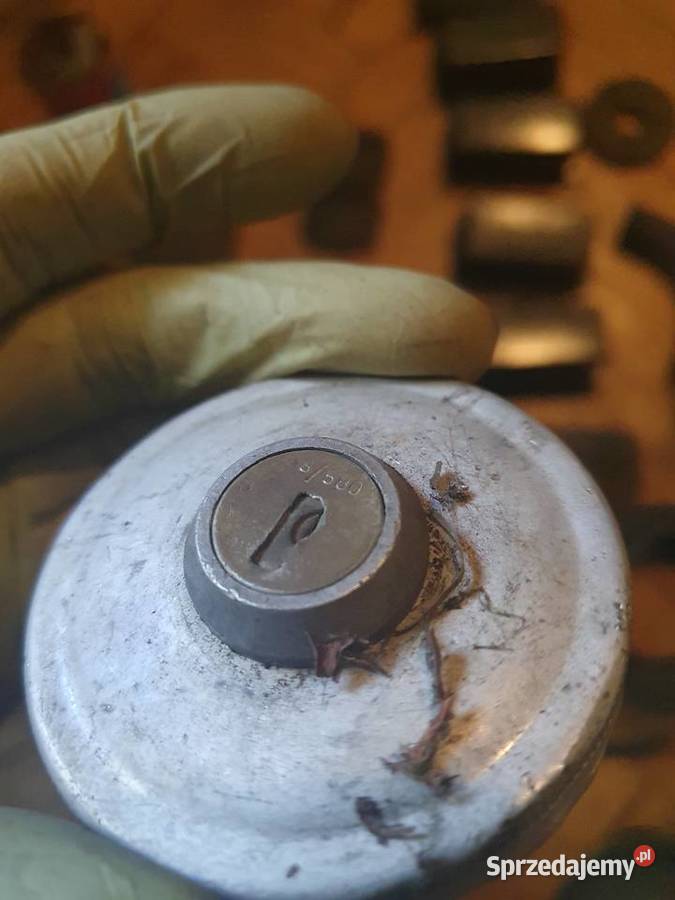 Korek wlewu zbiornika paliwa Wartburg Warszawa