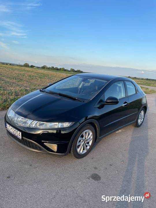 Honda Civic UFO 18 benzyna 2008 r 140 207 000 Chełm