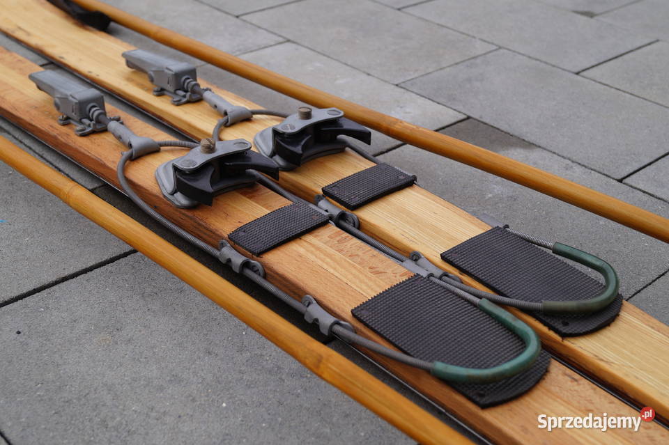 Stare narty drewniane 130 kijki w komplecie Pozostałe sprzedam