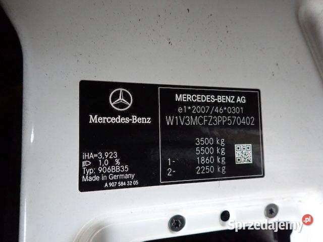 MERCEDESBENZ SPRINTER 319 CDI 2023 195000 ccm diesel Warszawa