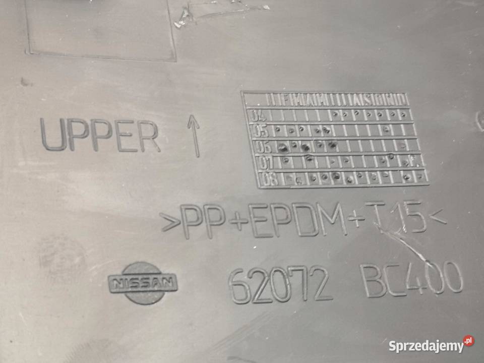 RAMKA TABLICY PRZEDNIEJ NISSAN MICRA K12 Wyposażenie wnętrza