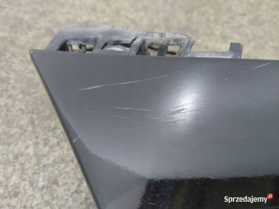 BŁOTNIK PRAWY PRZÓD CZARNY USA SEDAN VW Passat