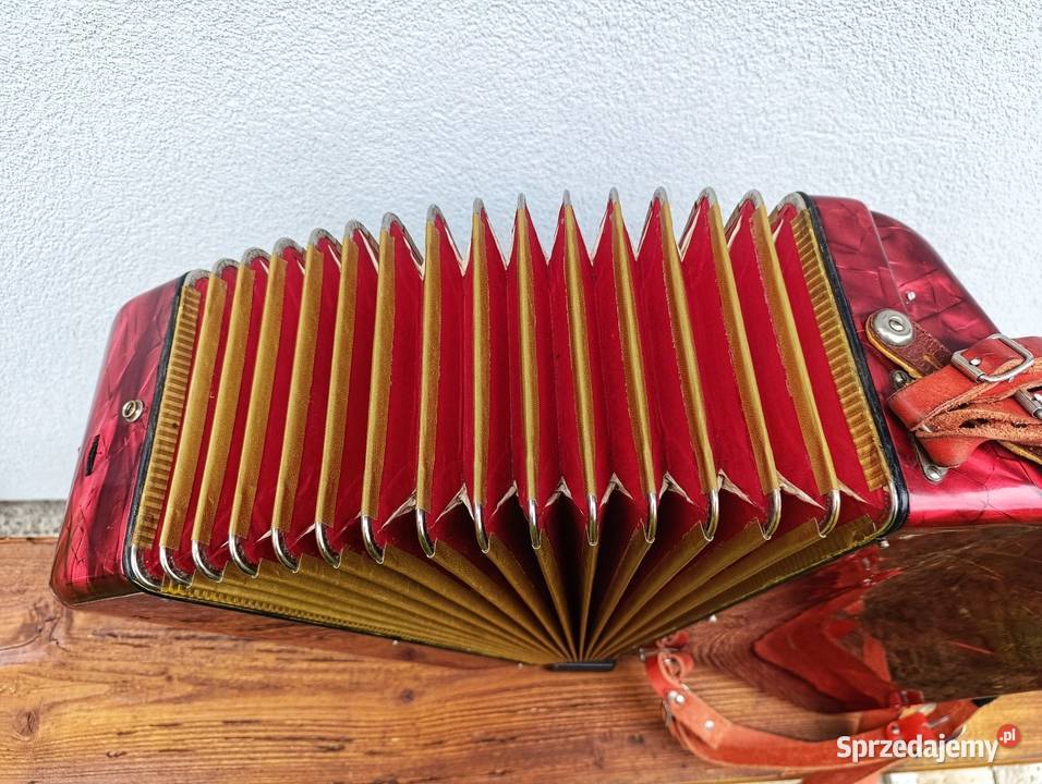 Akordeon Verdi II 96 basów 3 chóry Szalowa