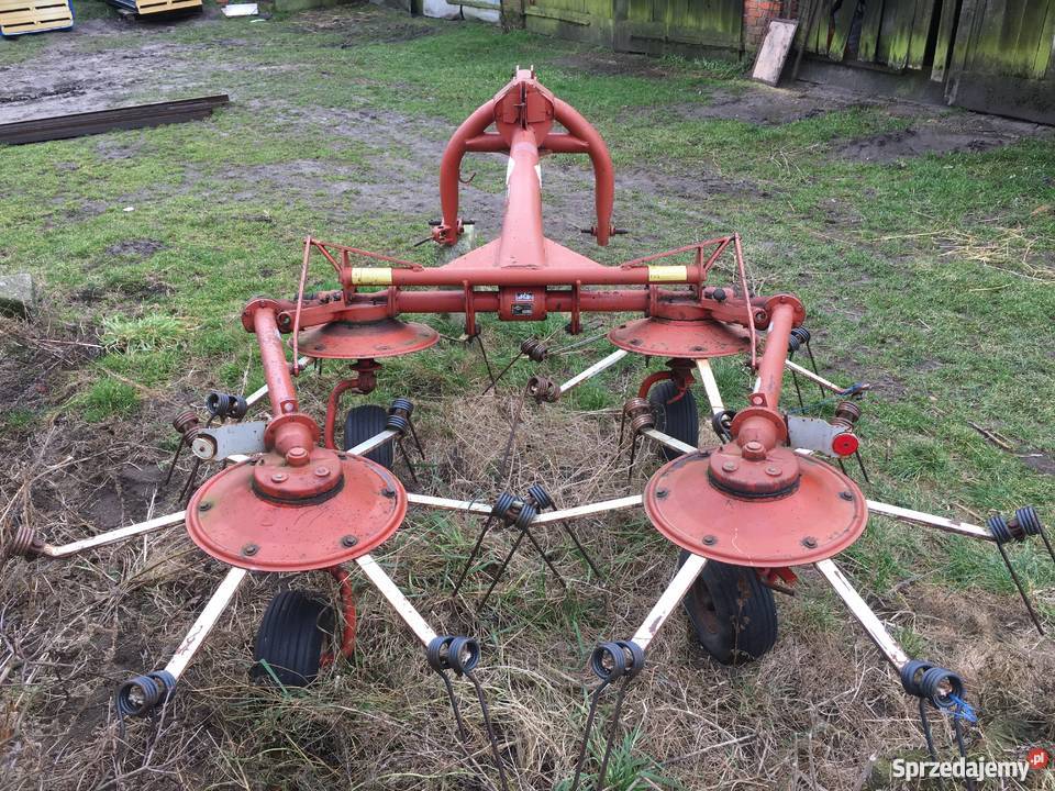 Karuzelowy przetrząsacz do siana Kuhn GF452M nieuszkodzony Maszyny zielonkowe wielkopolskie Chromiec