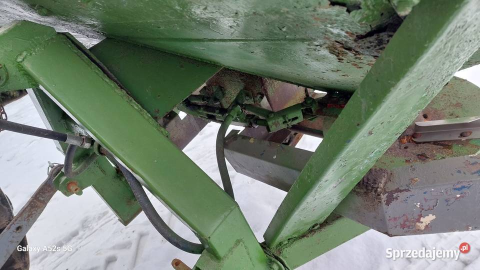 Rozsiewacz Unia Brzeg RNZ2 Rozsiewacze nawozów Roszkowice