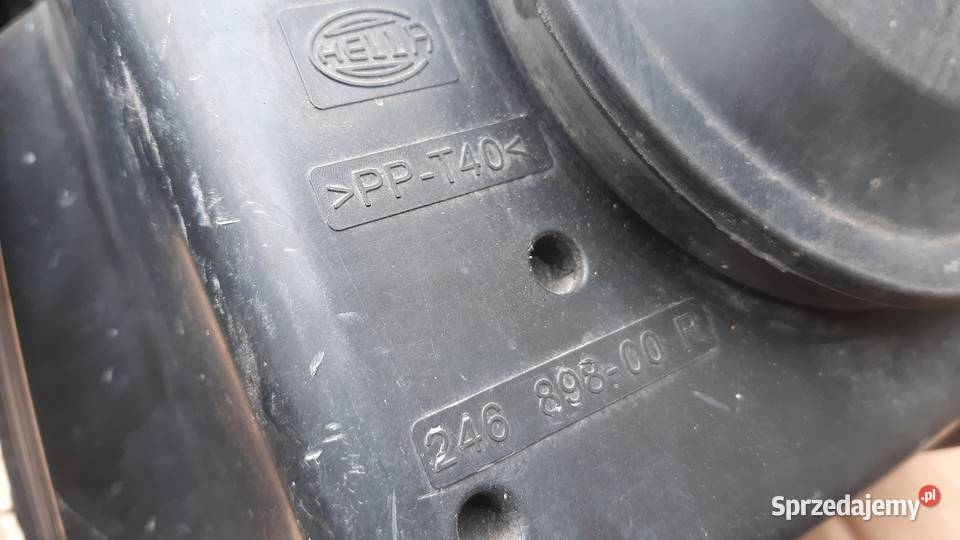 lampa prawa przawy przód ford fusion 24689800R sprzedam