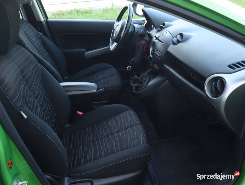 Mazda 2 13 i łódzkie sprzedam