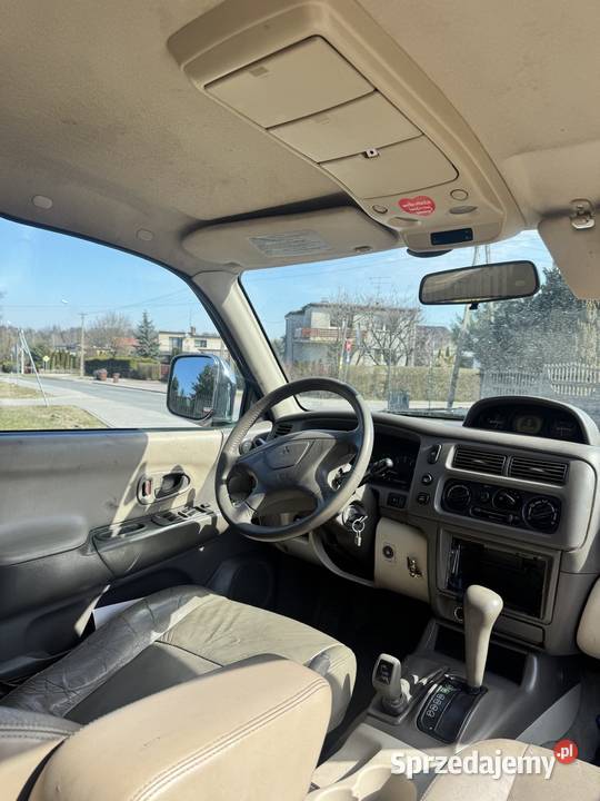 Mitsubishi Pajero benzyna gaz reduktor V6 klima automatyczna Pajero łódzkie Zgierz