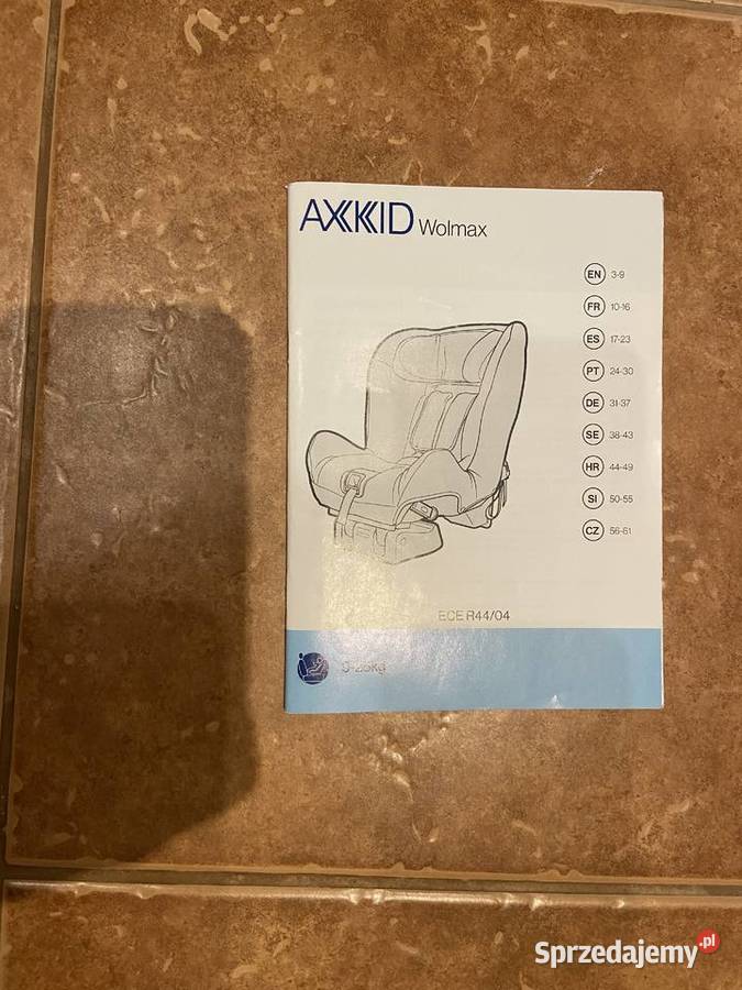 Prawie nowy fotelik samochodowy do jazdy tyłem