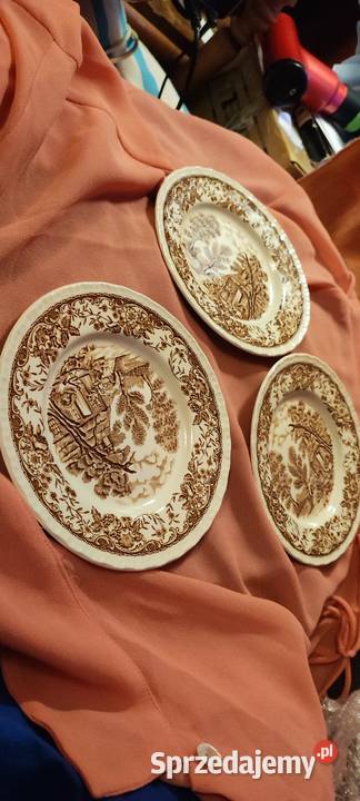 Talerzyki deserowe Royal Tudor Staffordshire Wrocław