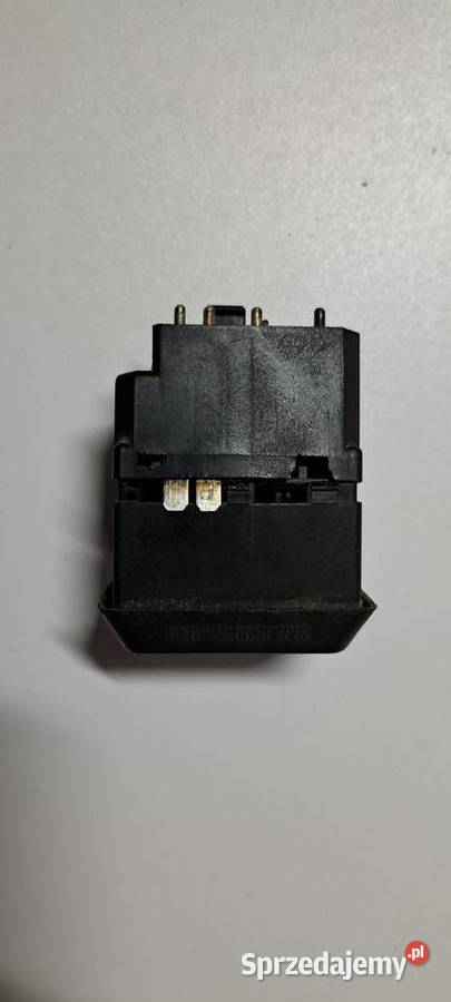 Przełącznik świateł awaryjnych 1238200005 Luzino sprzedam