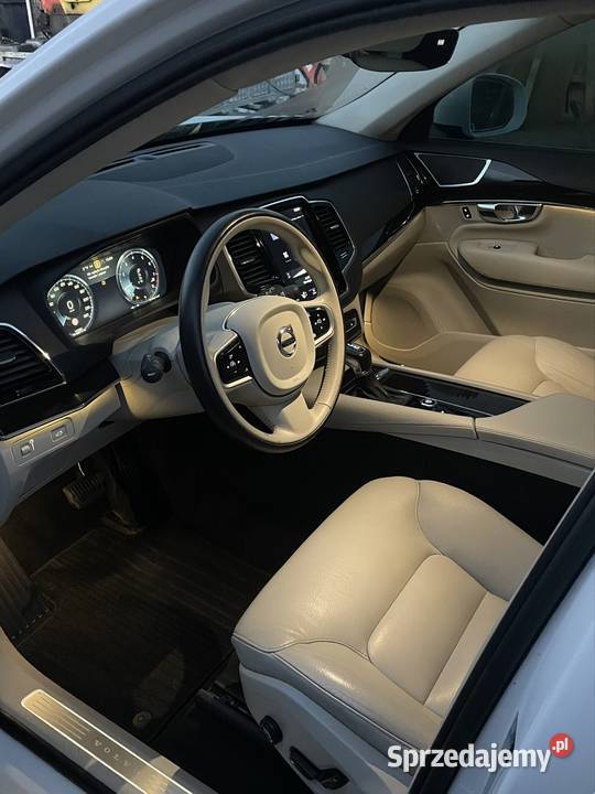 Volvo XC90 20 benzyna 245 2018 142 przebieg wielkopolskie Poznań