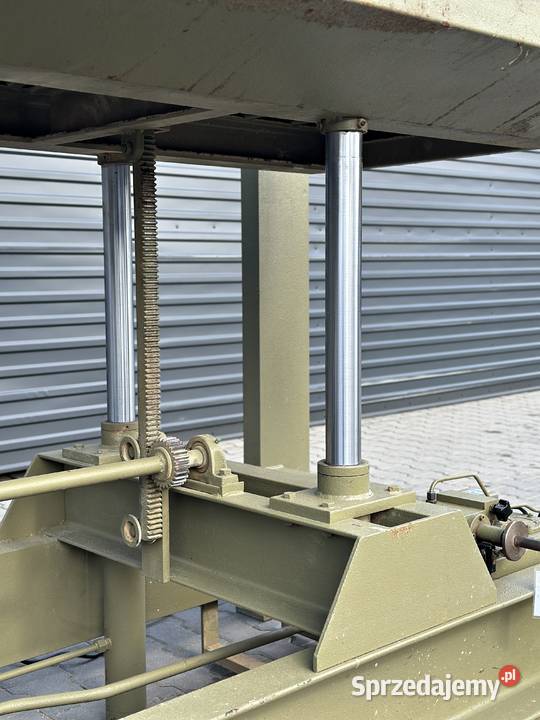 Prasa półkowa hydrauliczna 2500x1200 mm 1341 Łabuńki Pierwsze