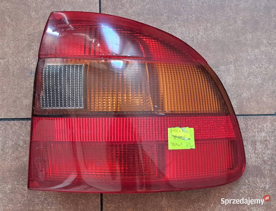 Lampa tył Astra F Lift Sedan Płońsk