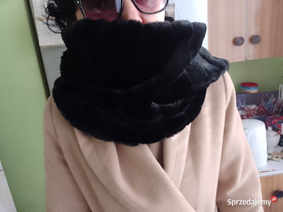 ZARADługi futrzany szal futerko Etola kołnierz małopolskie Kraków