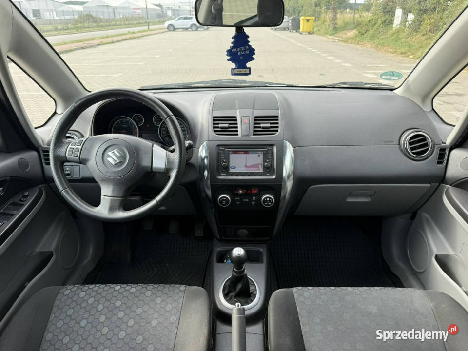 Suzuki SX4 16 Benzyna Serwisowany Gwarancja podgrzewane fotele Piekoszów