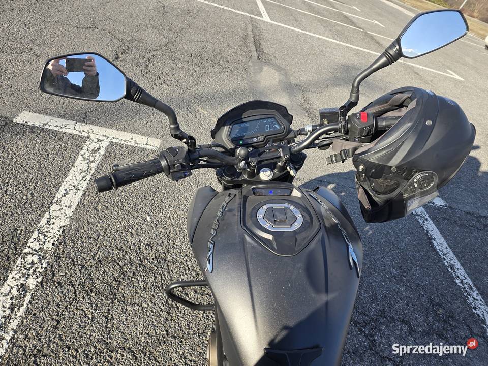 Bajaj Dominar 400 Czarny super stan akcesoria Tarnów