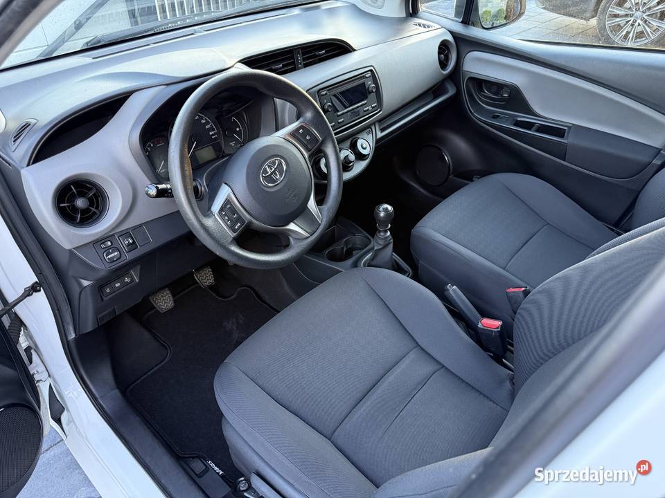 Toyota Yaris 2020 15 gaz Zaścianki