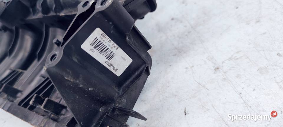 KOLEKTOR SSĄCY AUDI A6 C6 20 TFSI BPJ 06D133192B Przystajń