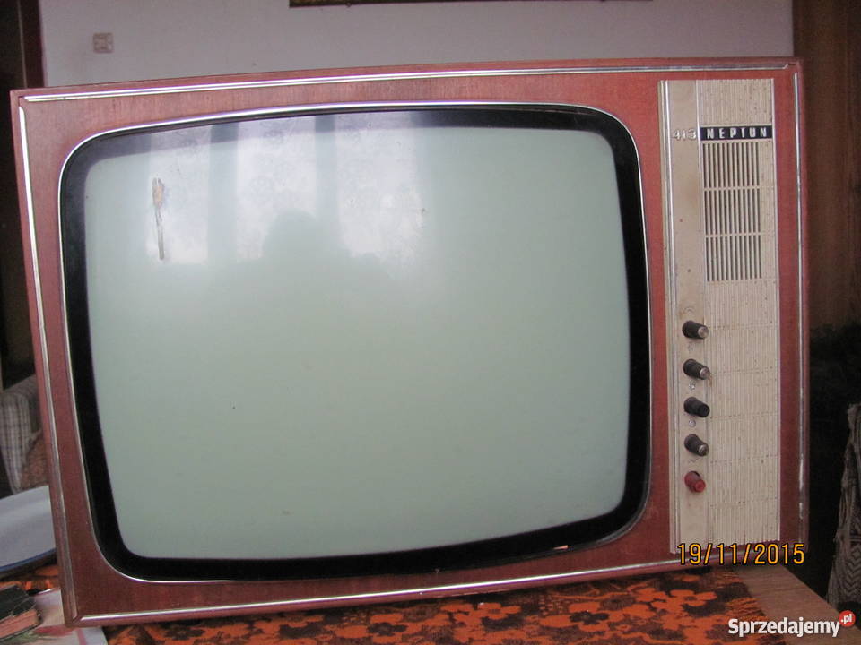 stara młocarnia maszyna do szyciatelewizor łódzkie