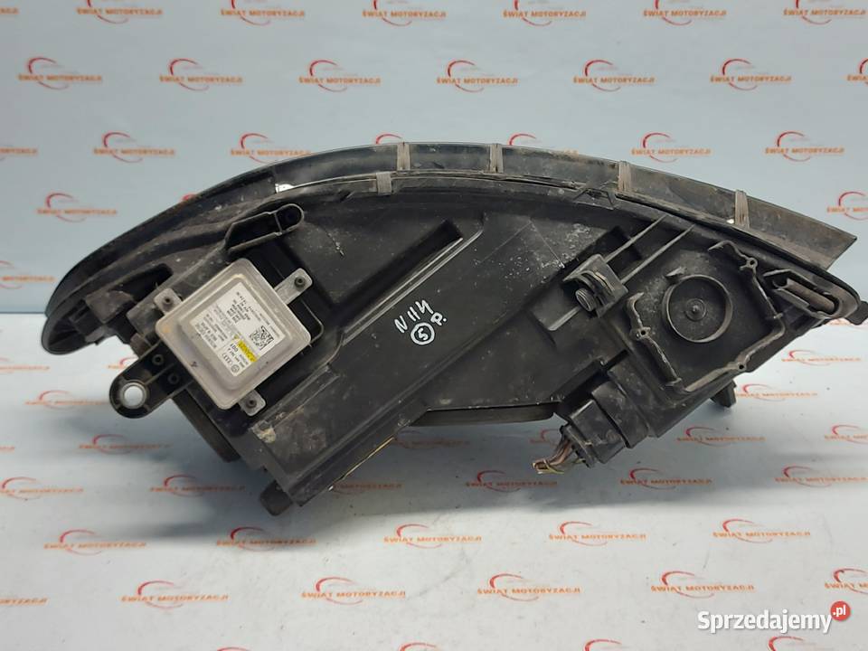 VW PASSAT CC LIFT 15r lampa prawa przód sprzedam
