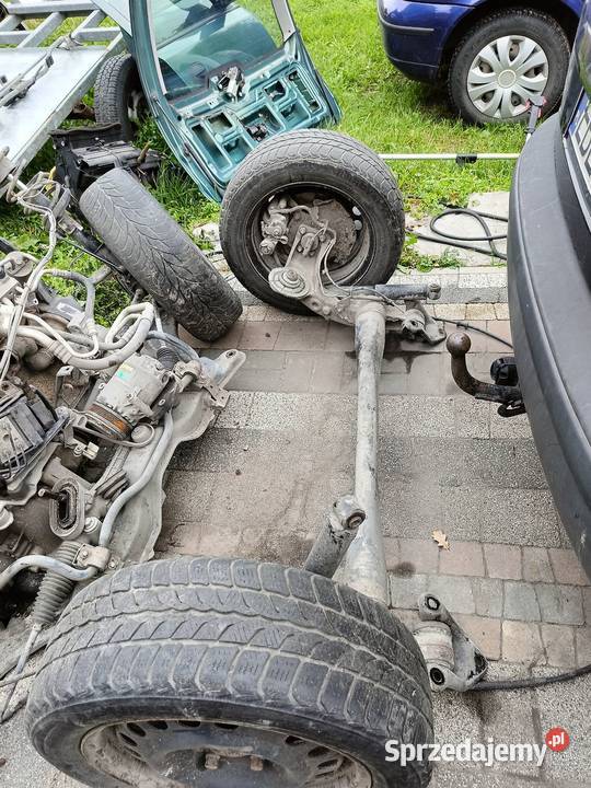 Belka tył Meriva A przyczepka