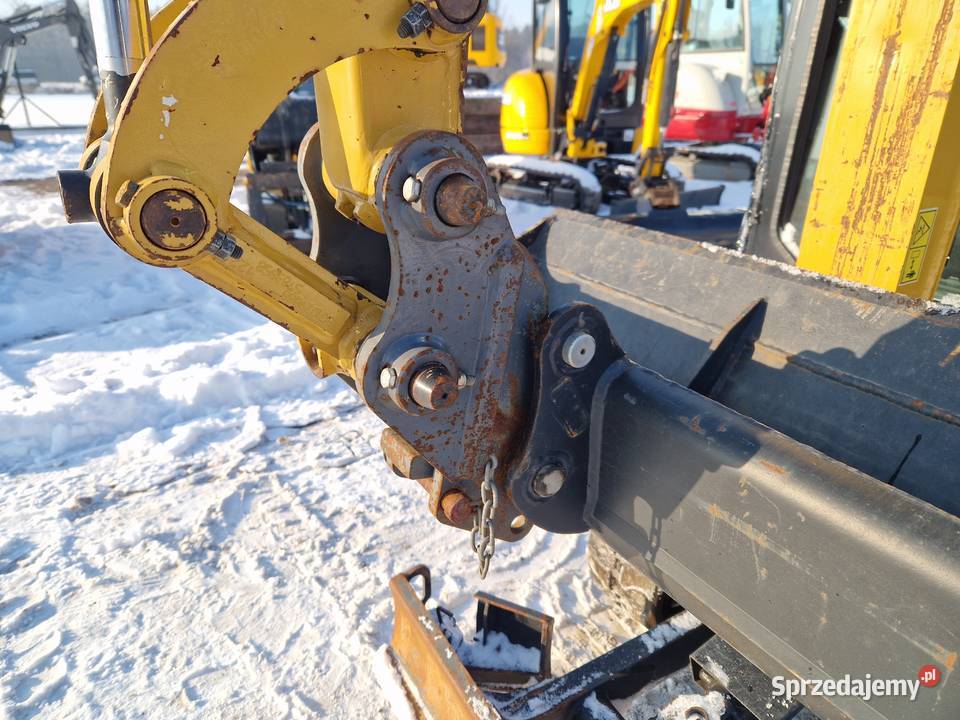 Minikoparka CAT 3016 przebieg 600mtg 2022r Ryżki