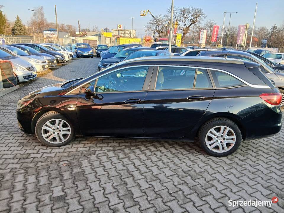 Ładna nie zniszczona Warszawa