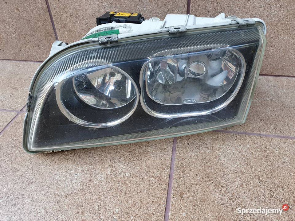 Lampa reflektor lewy przód przetwornica Volvo V40 Gdynia