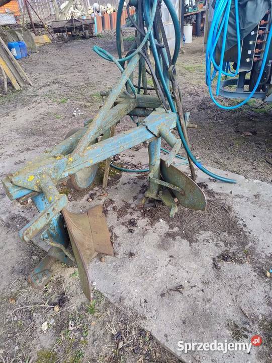 Pług dwuskibowy Pługi (piaskarki) Winiarki