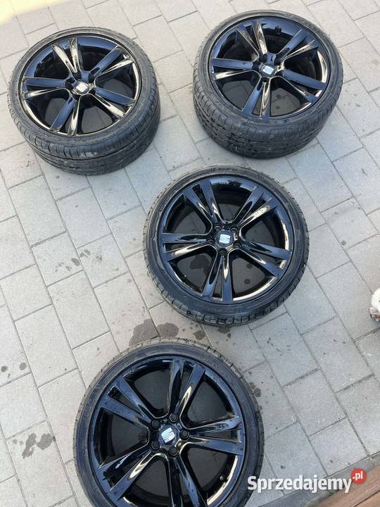 Felgi SEAT 17 czarny połysk opony Fulda 21540 Biedaszków Wielki sprzedam