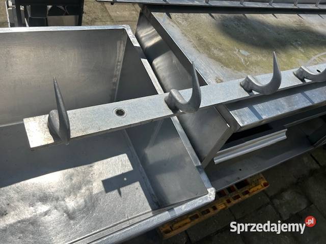 Wieszak z hakami na kiełbasę 335 Głogówko