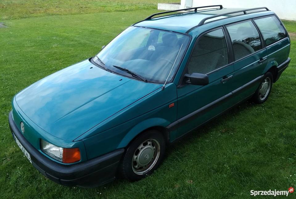 Volkswagen Passat B3 19 TD stan długie opłaty welurowa tapicerka