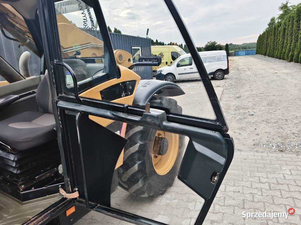 Ładowarka teleskopowa CAT TH 330 B Kalisz