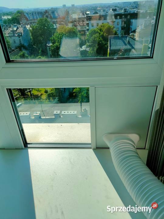 Drzwiczki kota psa montaż w drzwiach oknie Pozostałe małopolskie Kraków