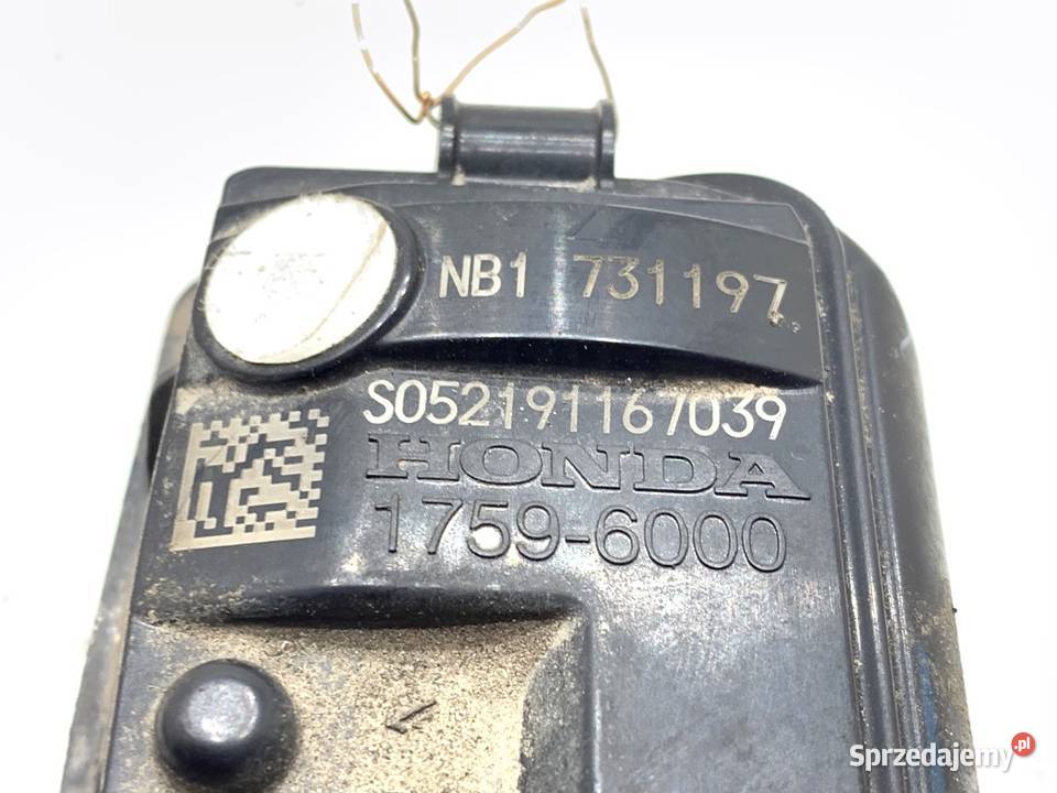 KLAMKA KLAPY TYŁ HONDA CRV V 17596000 SUV SZARY