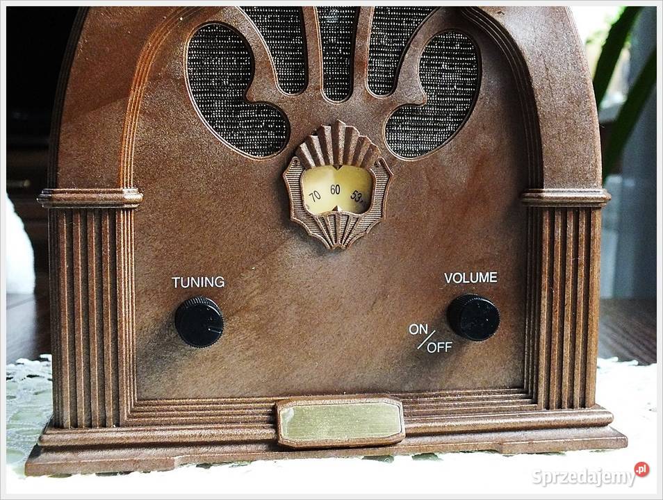 Piękne radio w starym stylu lat 2030 Retro lubuskie Żary