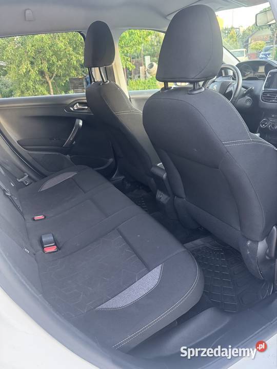 Sprzedam Peugeot 2008 stan nieuszkodzony