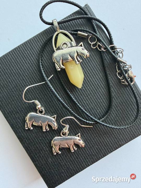 Zestaw biżuterii z metalu szkła naszyjnik Łomża