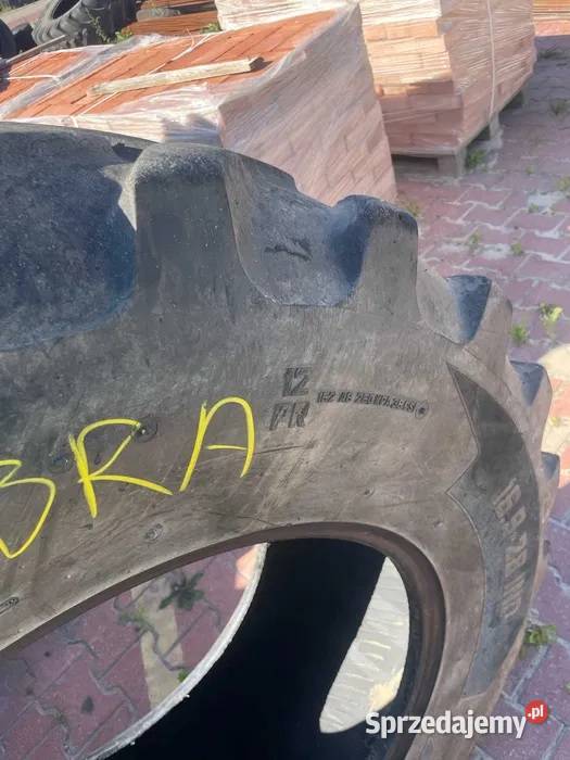 Opona 16928 Camso 1 bieżnik 30 procent stan Opony rolnicze Tomaszów Lubelski