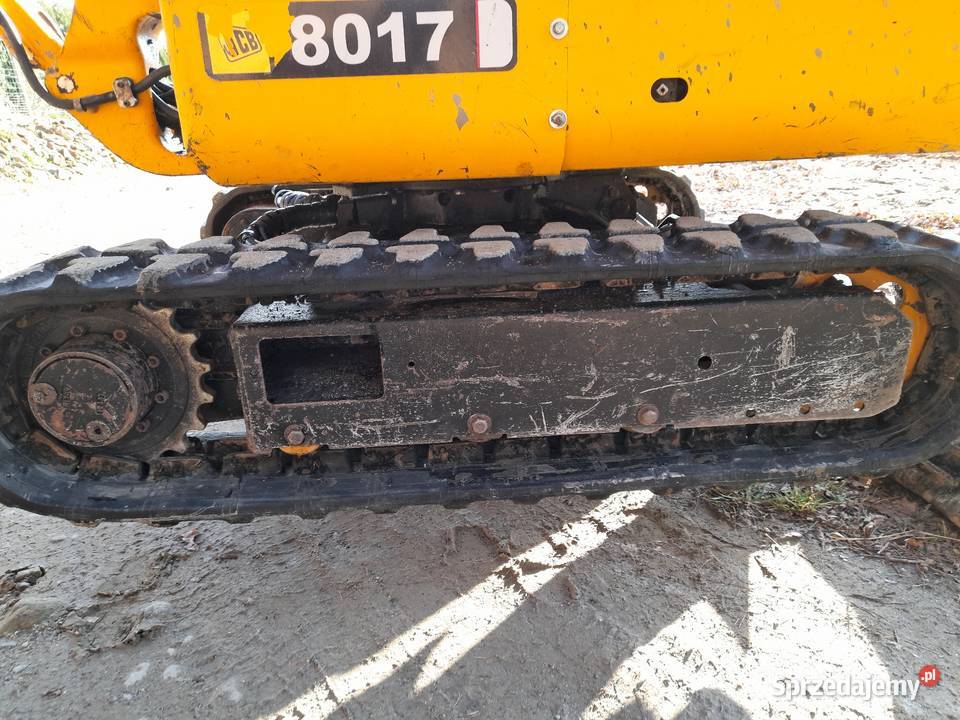 JCB 8017 Gromnik