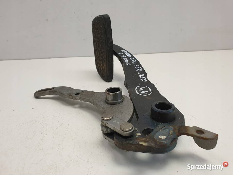 Toyota Land Cruiser J150 150 30 D4D PEDAŁ