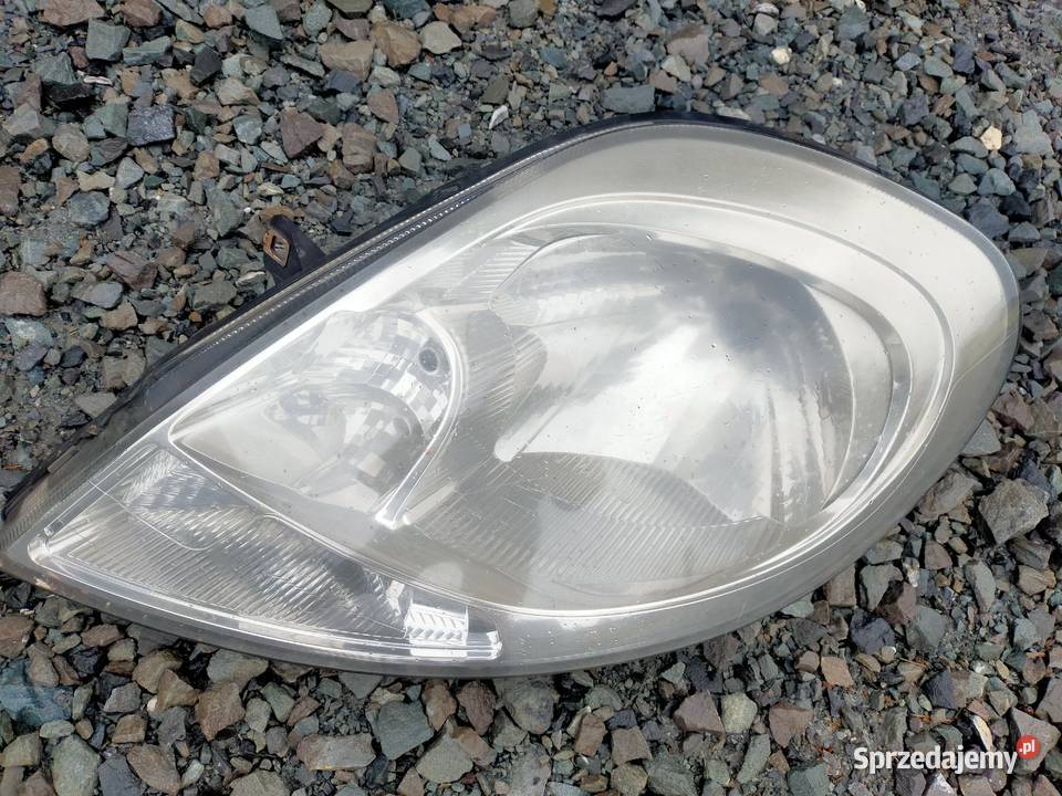 Sprzedam reflektory Valeo do Opel Vivaro używane Słotwina