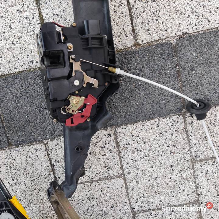 drzwi prawe przut tył Audi A4 B6 LY7W części Baranów