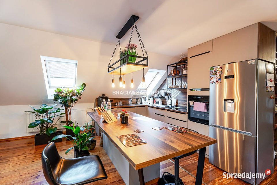 Dom wolnostojący sprzedam Brzezie Brzezie 250m2